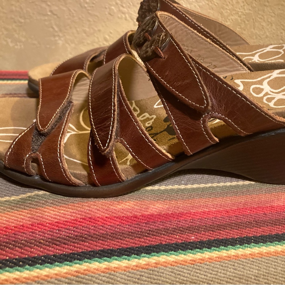 Romika 8-8.5 (39) Maui Sandals Exc cond 2.5”heel 10” long - Picture 4 of 10